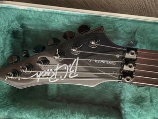 Guitarra BC Rich Gunslinger cambio por bajo