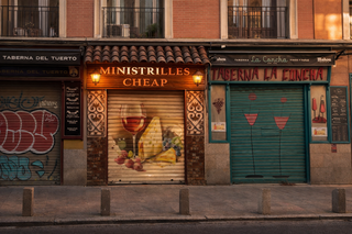 PINTOR DECORADOR COMERCIAL cierre GRAFFITI ARTISTA