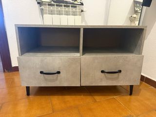 Mueble TV gris - Estilo industrial