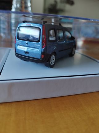 Renault Kangoo escala 1:43
