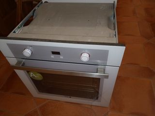 Horno empotrado marca Fagor