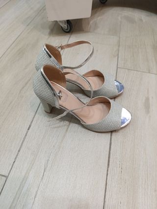 Zapatos fiesta H&D Shoes plata