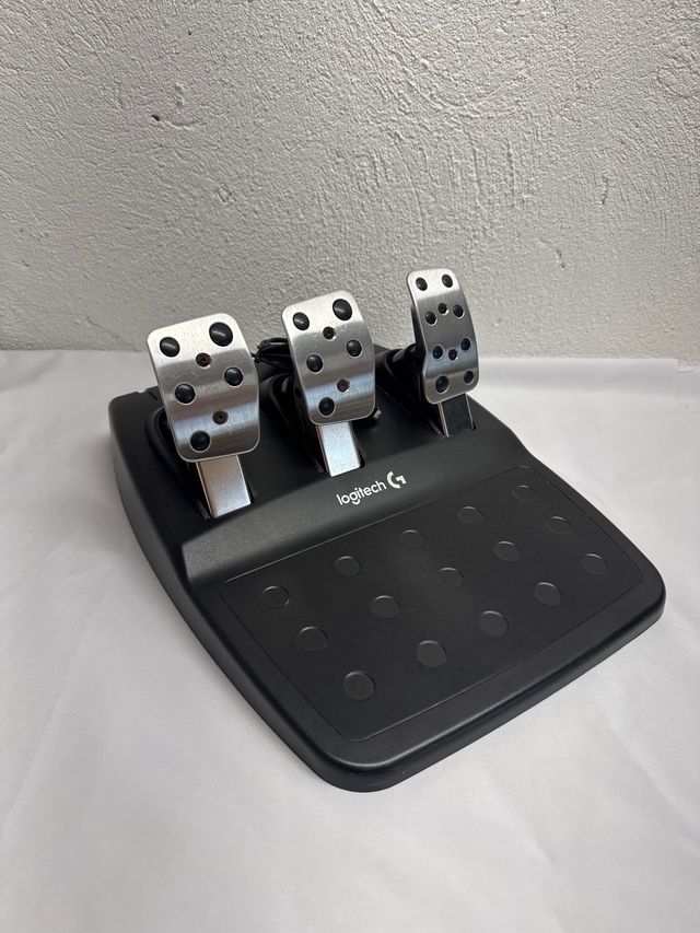 Volante Logitech G29 + Pedales