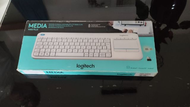 Teclado Logitech K400 Plus inalámbrico
