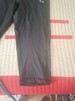 Mallas piratas deportivas negras