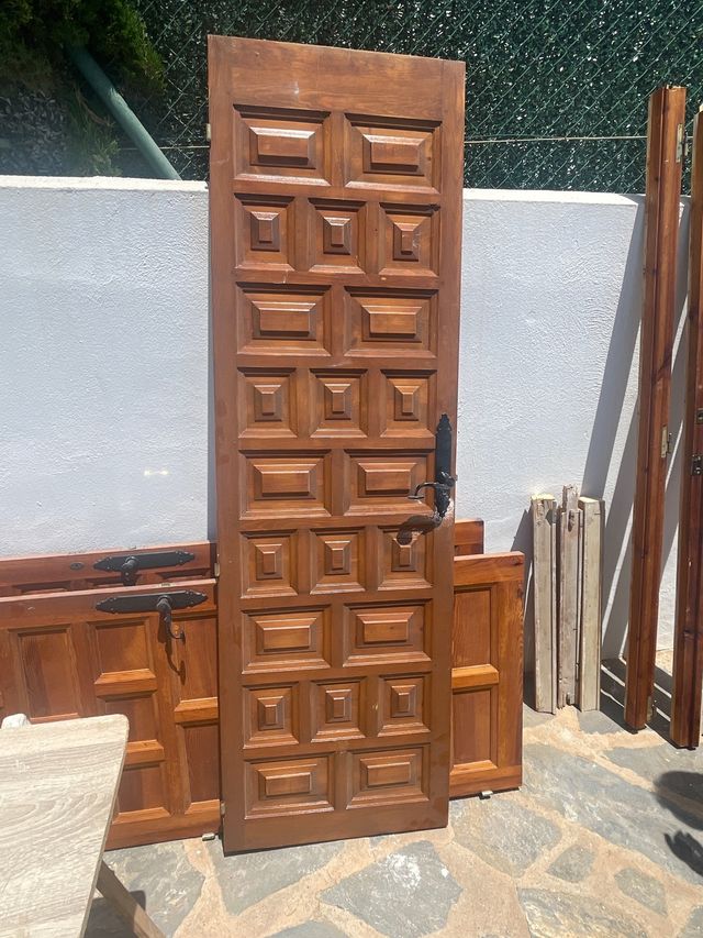 4 Puertas Madera maciza modelo castellana