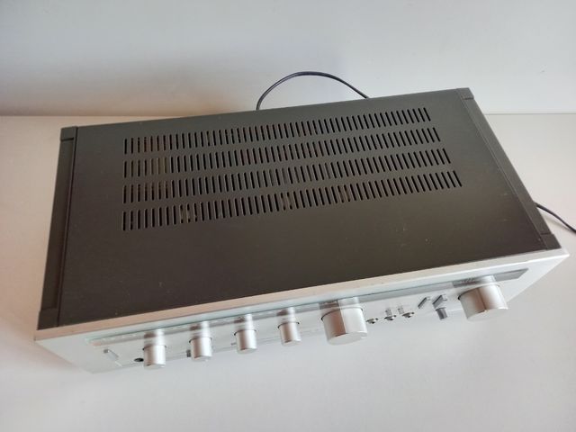 Amplificador Sansui A-7