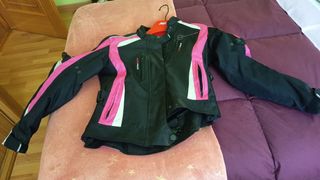 Chaqueta moto mujer L - Poco uso, Buen estado.