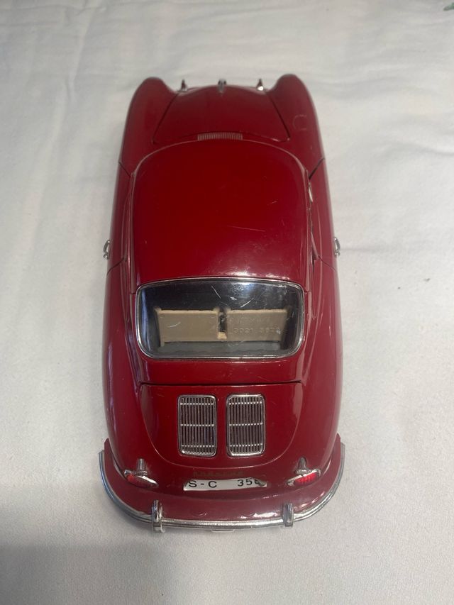 Porsche 356 rojo escala 1:18