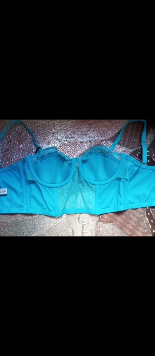 Sujetador Primark turquesa 