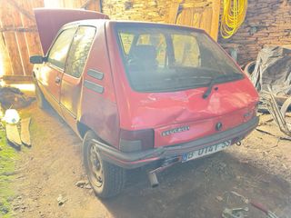 Peugeot 205 diesel 1998 NO ES NEGOCIABLE