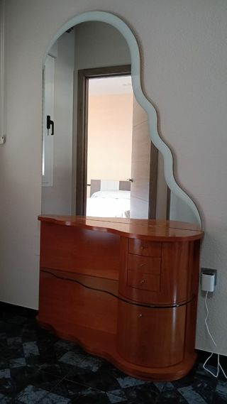 MUEBLE DE ENTRADA CON ESPEJO