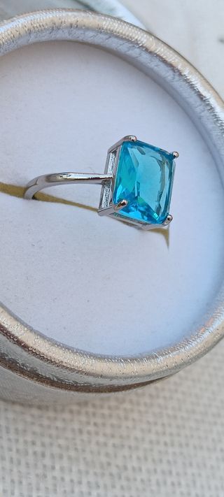 Anillo plata azul solitario