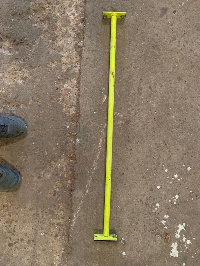 Barra refuerzo Saxo 106 - Amarilla