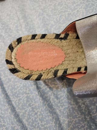 Sandalias Desigual cuña