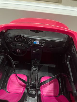 Coche Barbie VW Escarabajo Rosa