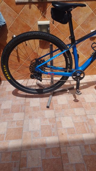 Bicicleta MTB 29" Helios Limit carbono