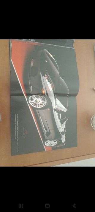 Automobili. Eleganza su strada