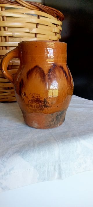 Jarrita antigua de cerámica