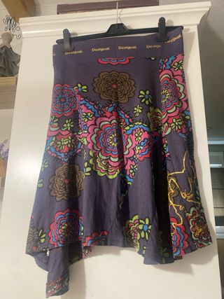 Falda midi Desigual multicolor