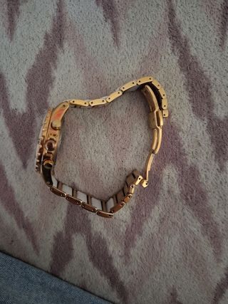 Reloj Folli Follie dorado y blanco