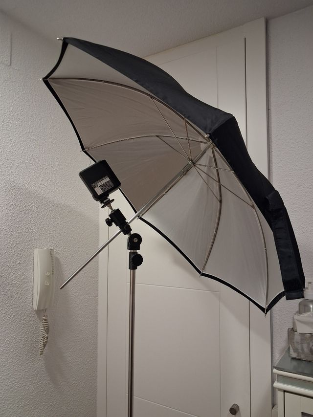 Paraguas Photoflex 30" - Estudio Fotográfico