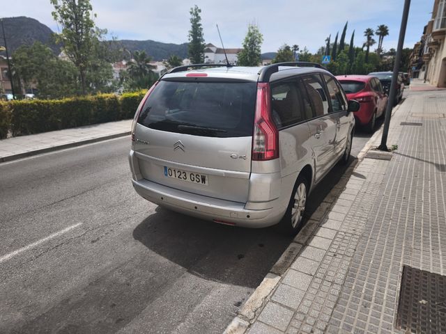 Citroen Grand C4 Picasso 2011