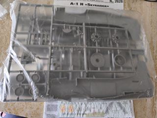 Maqueta A-1H Skyraider 1:48