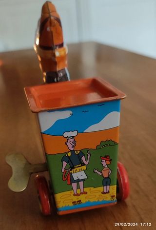 BUGS BONNY CON CARRITO DE HOJALATA