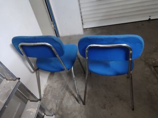 2 sillas oficina azul metal