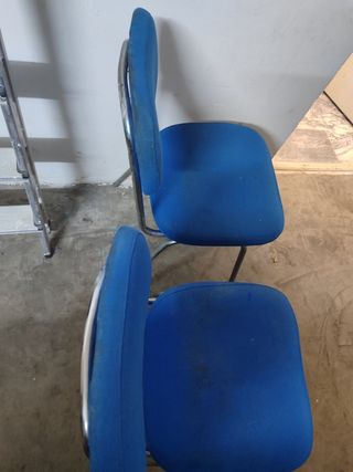 2 sillas oficina azul metal