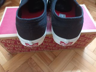 Zapatillas Vans Authentic negras 39