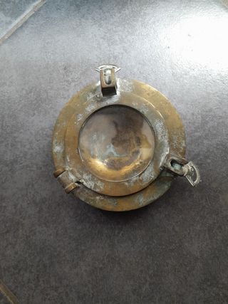 Posacenere antico in ottone