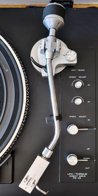 Tocadiscos HITACHI Uni-Torque PS-48