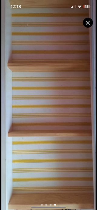 Tocador con espejo blanco de madera