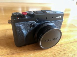 Camara Fujifilm X30