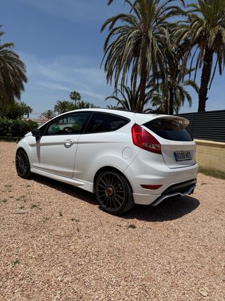 Ford Fiesta 2011