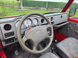Suzuki Samurai 2000