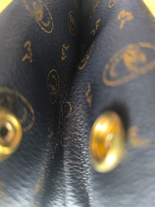 Bolso OLD CARACOLA azul marino combinado con cuero