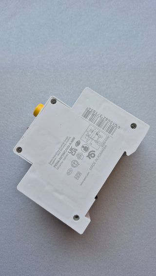 Interruttore Magnetotermico Eaton PKN4 32 1N C 003