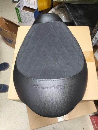 Asiento mono de Hyosung Bobber 125 / 300 cm3