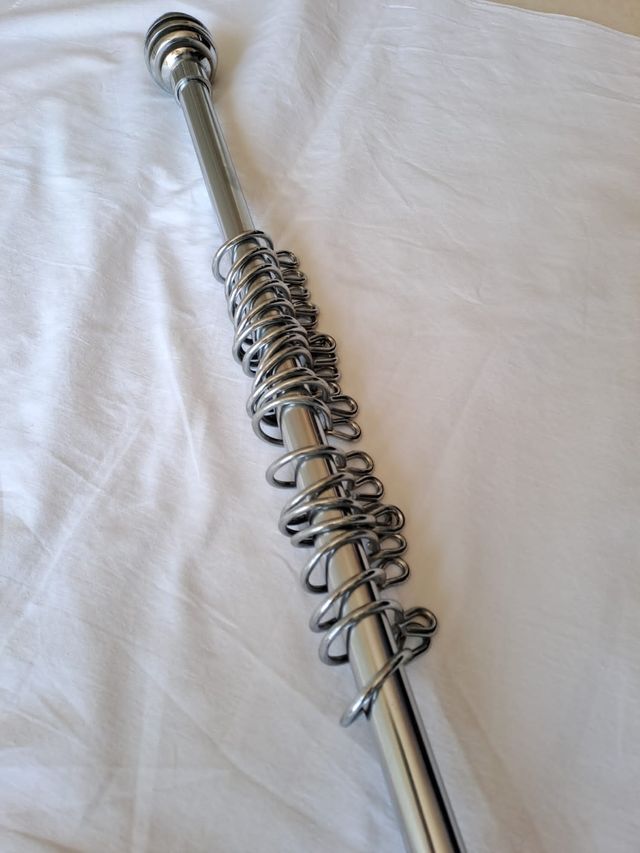 Bastone per tende in acciaio allungabile