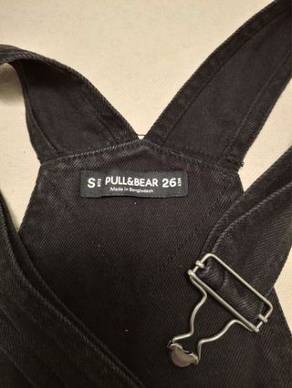 Peto vaquero corto Pull & Bear negro