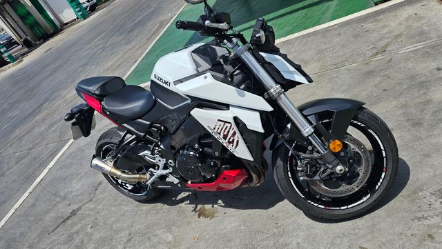 Suzuki GSX-S 950