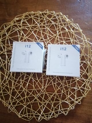 Auricolari i12 TWS - 2 confezioni