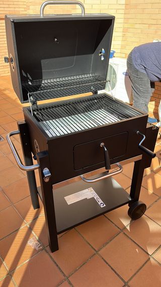Barbacoa exterior de metal