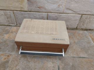 Tocadiscos Iberia vintage
