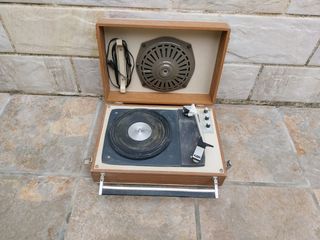 Tocadiscos Iberia vintage