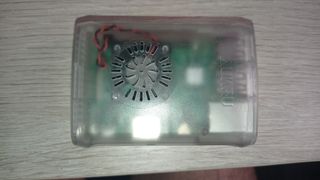 Raspberry Pi 3 B + carcasa