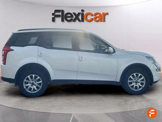 Mahindra XUV 500 AWD (4X4) W10 - 7 plazas
